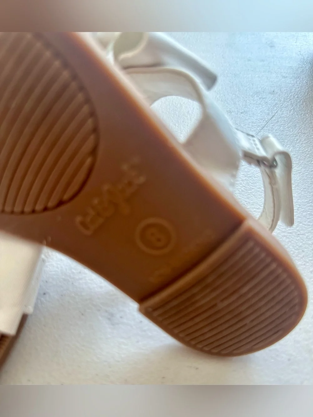 Cat & Jack White Bow Strap Girls' Sandals